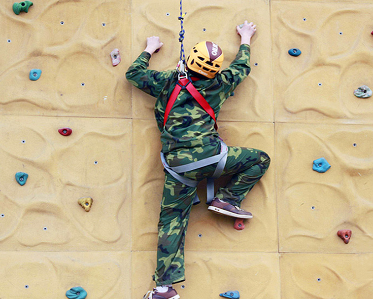 1658390942848266.jpg 攀岩.jpg